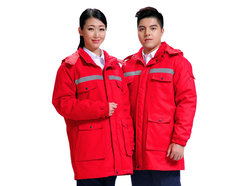http://www.11111m.com 紅色工作服沖鋒衣展示